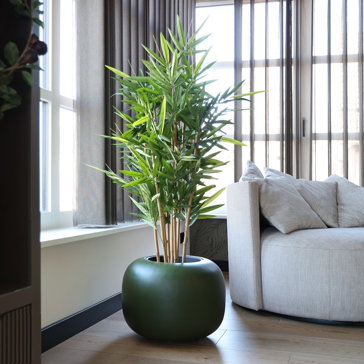 Plantenpot Phuket Green, Met Uitneembare Binnenpot, Ø34,5 x H26 cm /of/ Ø45,5 x H34,5 cm, Vase The World