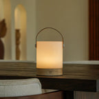 Avery lichtbruine oplaadbare houten tafellamp, snoerloos en dimbaar, Ø12 x 21 cm