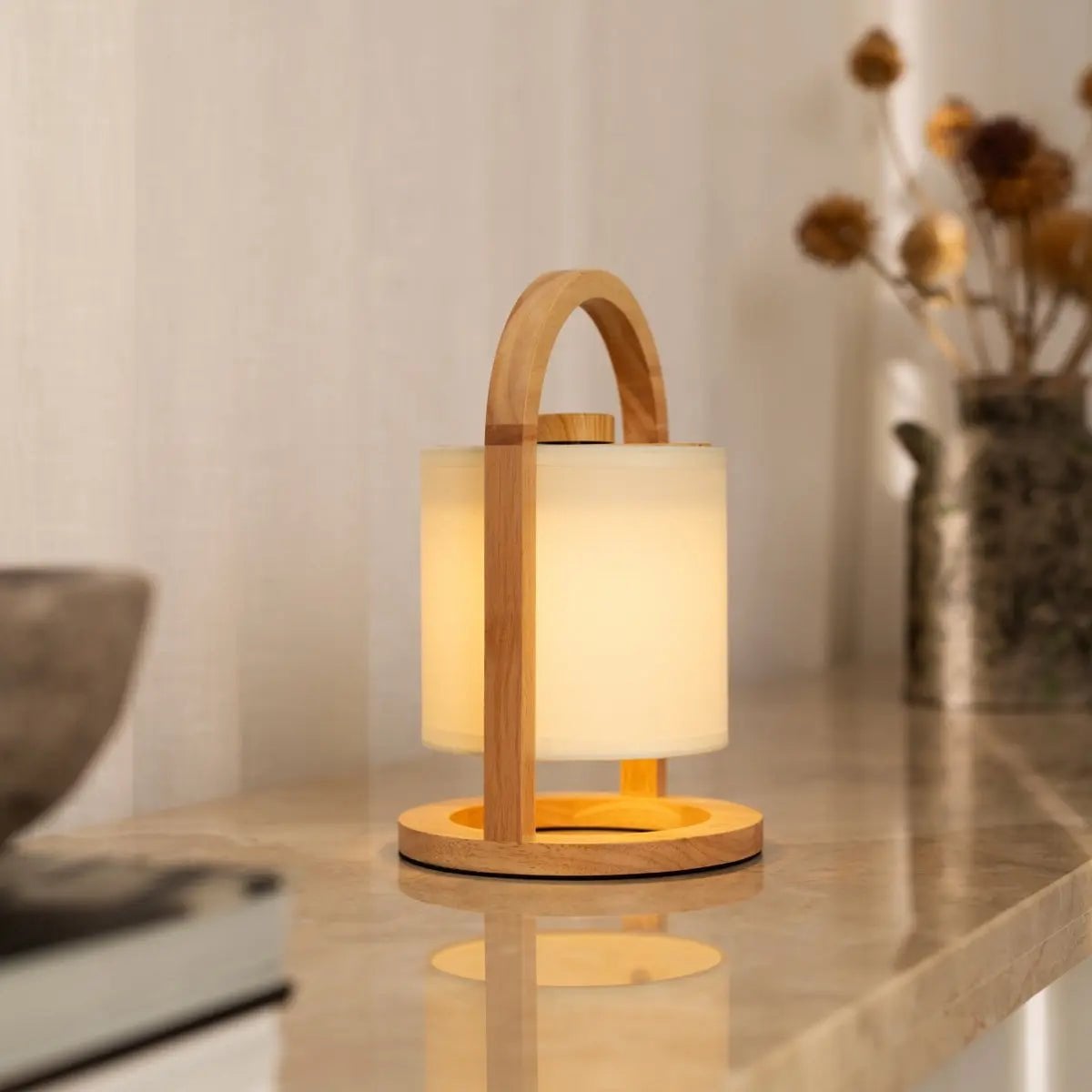 River lichtbruine houten oplaadbare lamp, snoerloos en dimbaar, Ø18 x 27 cm