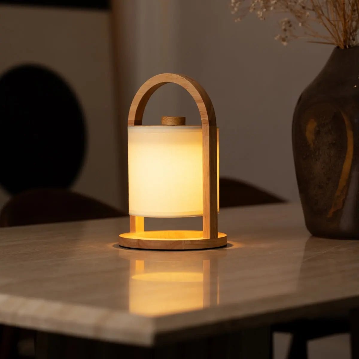 River lichtbruine houten oplaadbare lamp, snoerloos en dimbaar, Ø18 x 27 cm