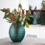 Chinko satin vaas Ø29 cm, groen mondgeblazen glas, Vase The World