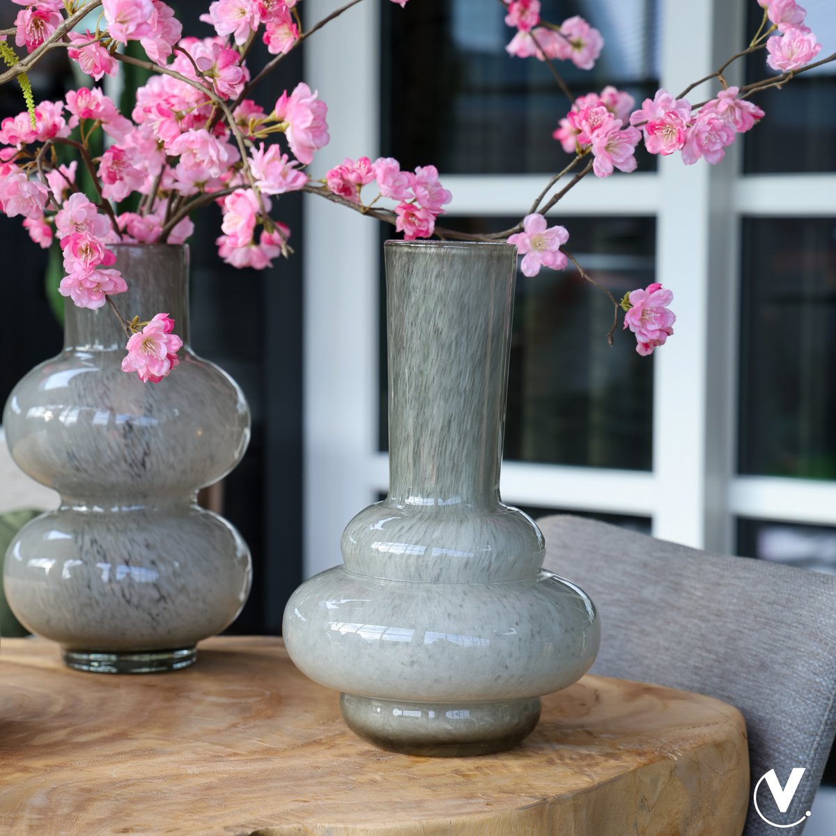 Bolombo Elite vaas, grijs glas met luchtbellen, Vase The World