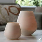 Vase The World waxinelichthouder Tasman XS matte ivory, glas, set van 2, Ø12 x 11,5 cm