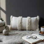 Fravora lumbalkussenhoes 35x75 cm, crème katoen met franjes en textuur, Urbane Hide