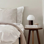 Fynn donkerbruine houten oplaadbare tafellamp, snoerloos en dimbaar, Ø17 x 25 cm