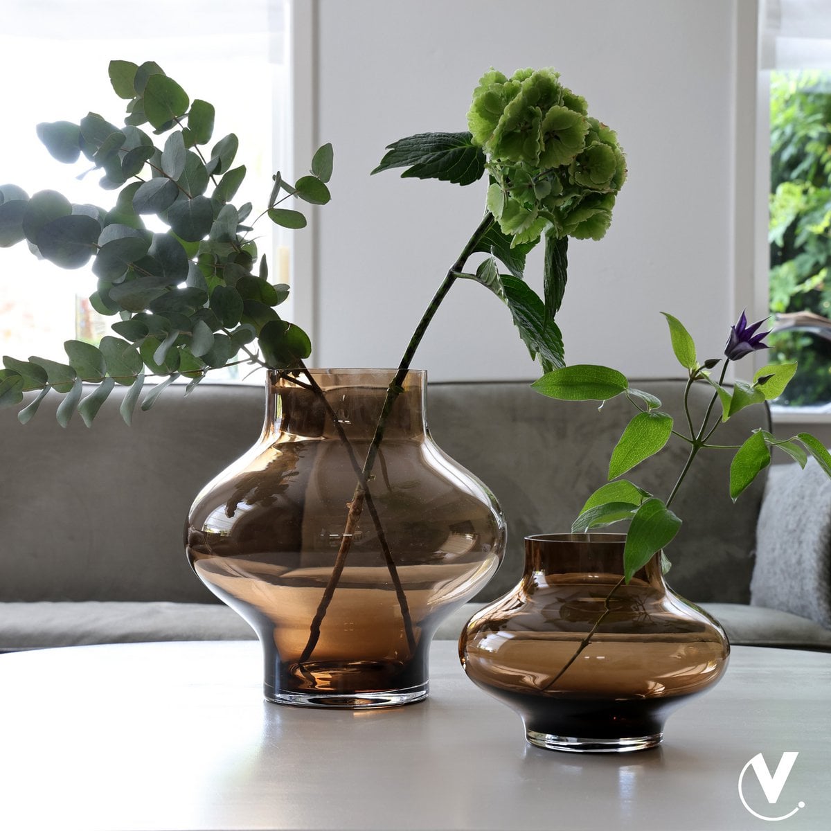 Ruvuma vaas taupe, mondgeblazen glas, Vase The World