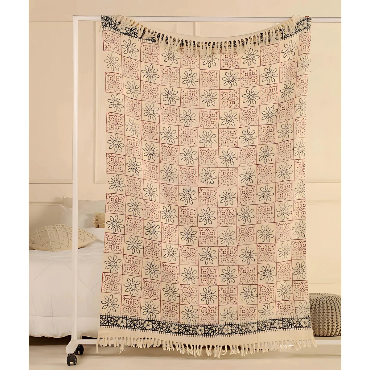 Floravia plaid 130x180 cm, blockprint bloemen en geometrisch patroon met franjes, Urbane Hide