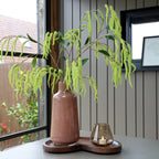 Vase The World dienblad Villeta walnut, houten serveer en decoratie tray (S of M)