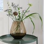 Tasman vaas taupe, mondgeblazen glas, Vase The World
