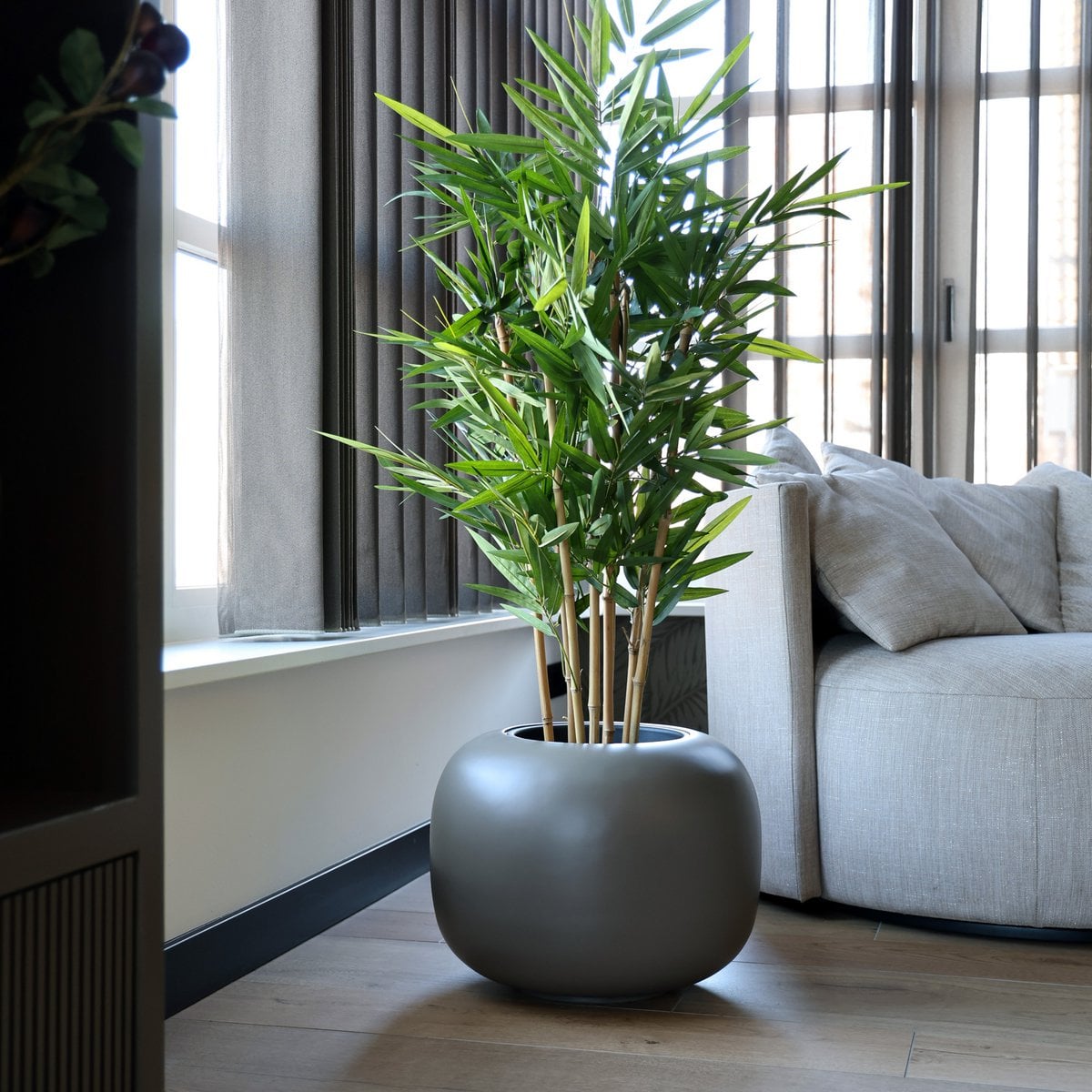 Plantenpot Phuket Taupe, Met Uitneembare Binnenpot, Ø34,5 x H26 cm /of/ Ø45,5 x H34,5 cm, Vase The World